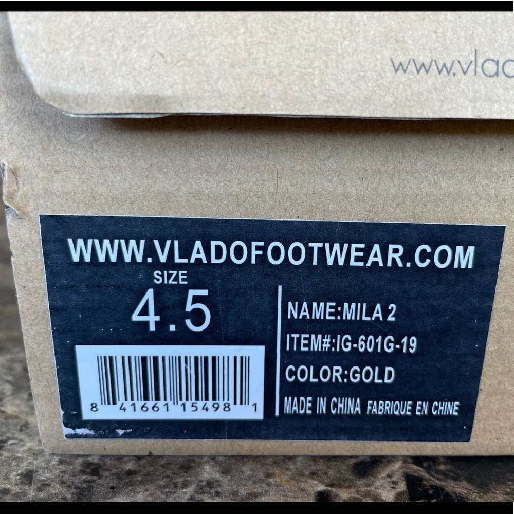 NEW VLADO Girls' Mila Casual Sneakers - Picture 12 of 12